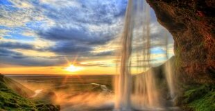 Екскурзия в ИСЛАНДИЯ - Сага за вулкани, гейзери и водопади