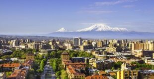 Екскурзия в АРМЕНИЯ - Ереван - розовият град - със самолет, на български език!