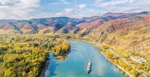 Круиз по река ДУНАВ - Коледните светлини на Европа и три европейски столици