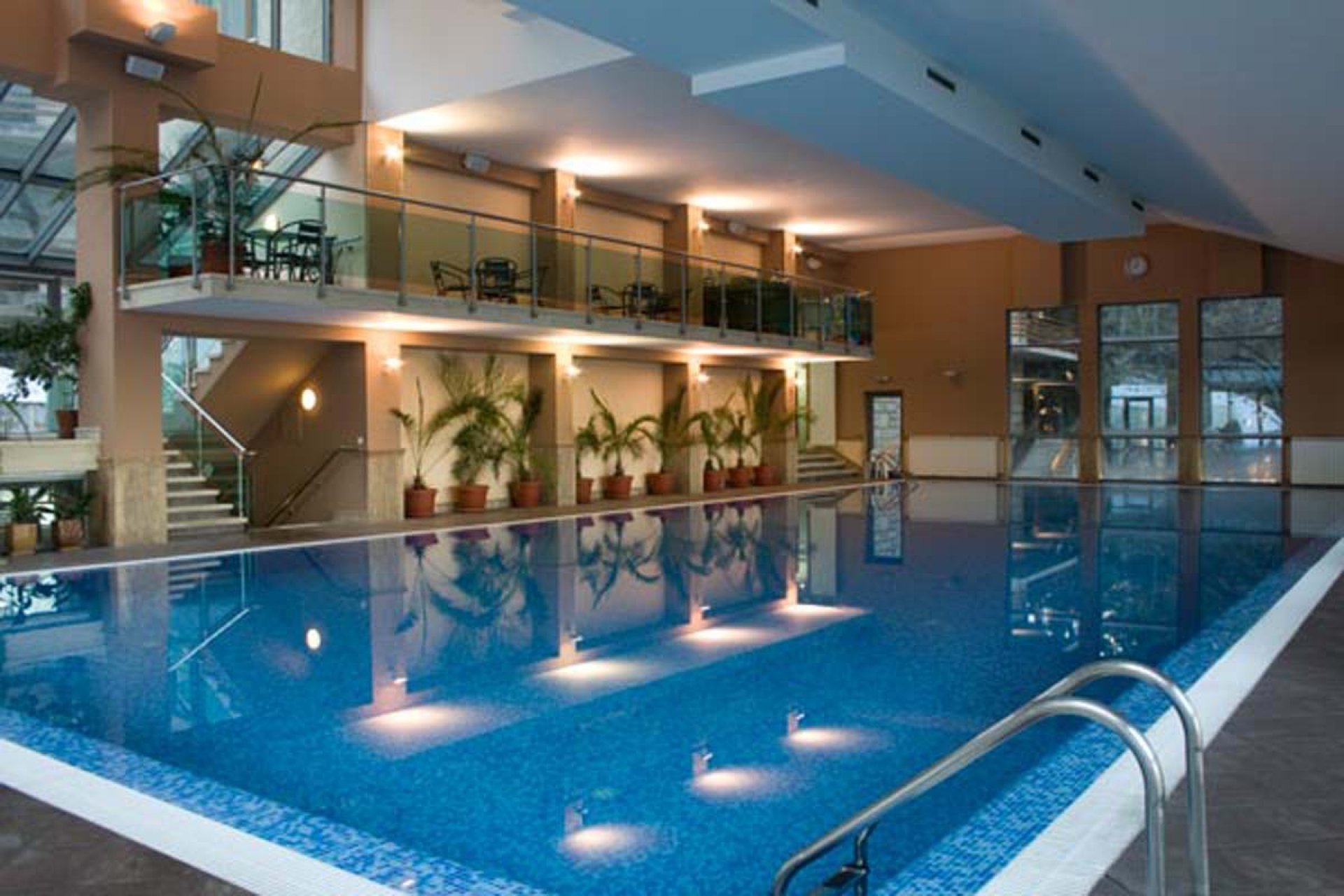 хотели велинград с басейн